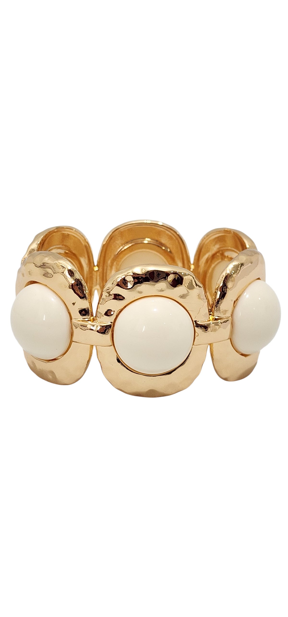 Pulseira Articulada em Metal Martelado com Resina Off-White