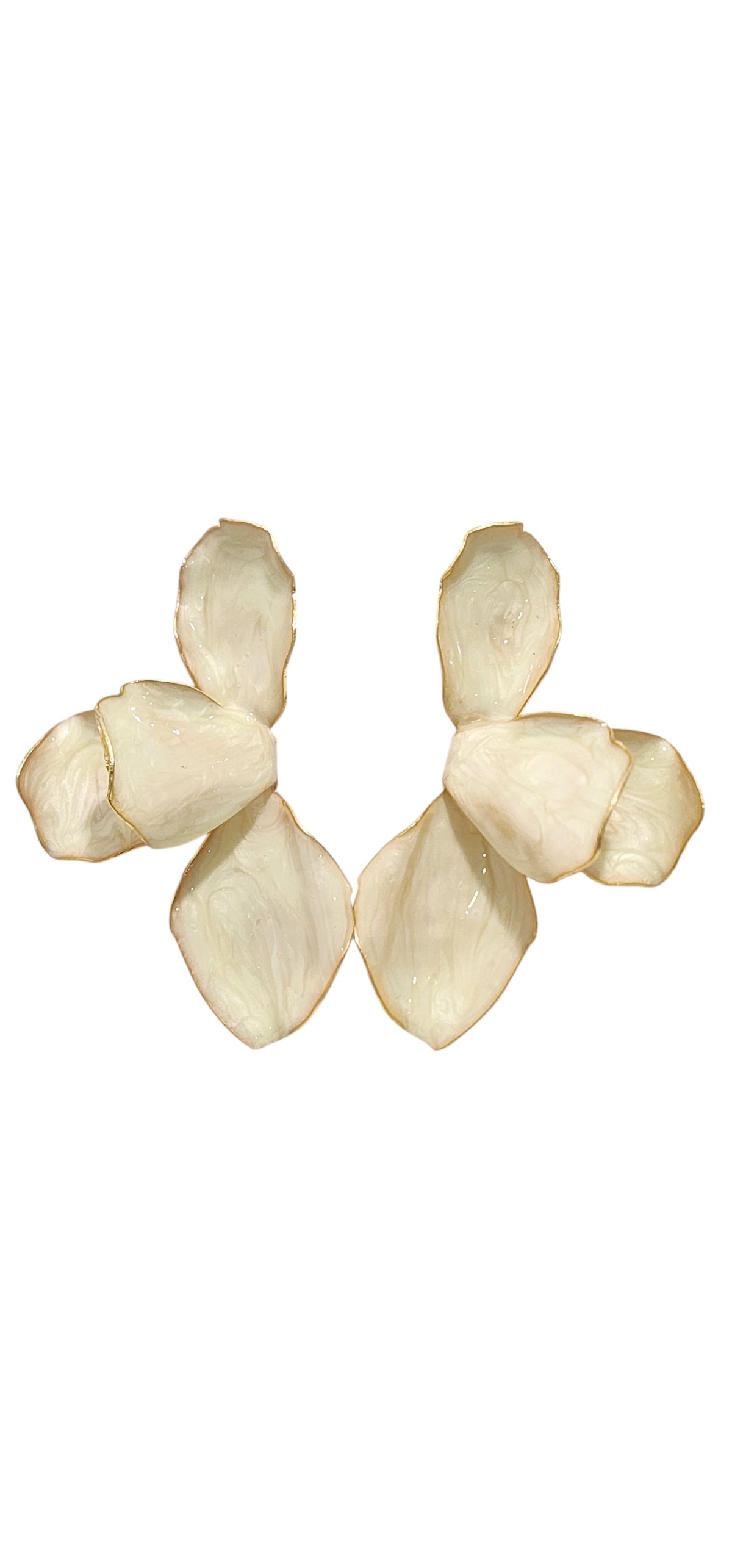 Brincos de Pétalas de Resina Off-White com Borda Dourada