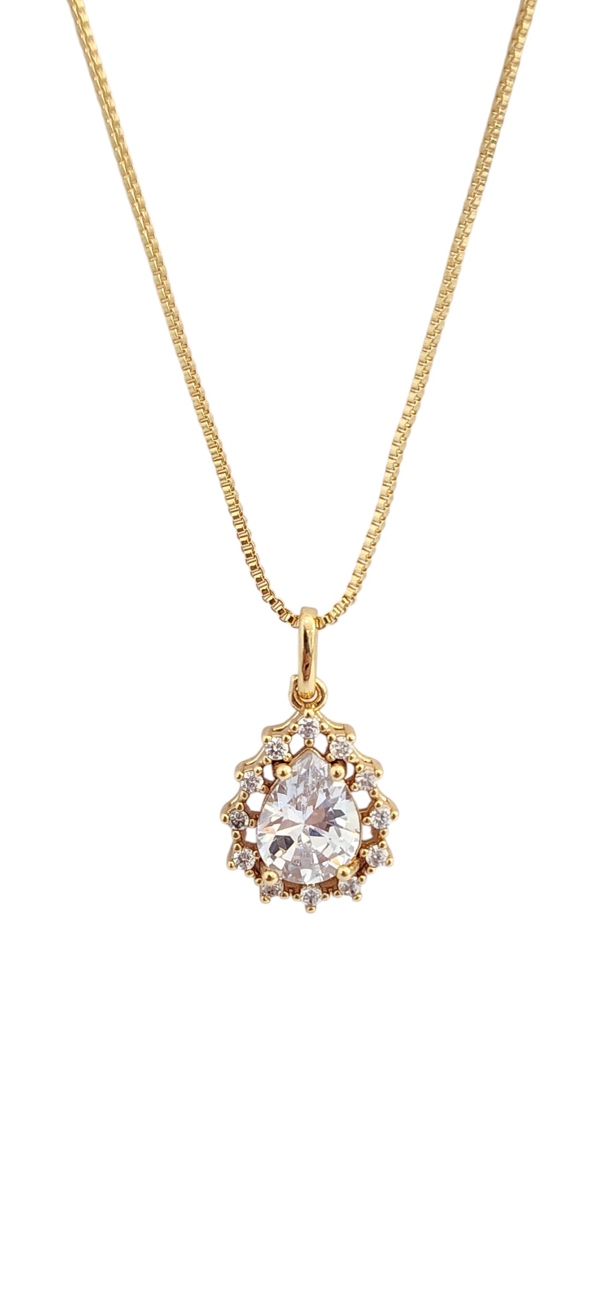Colar Dourado com Pingente Gota de Zircônia Cristal e Halo Cravejado